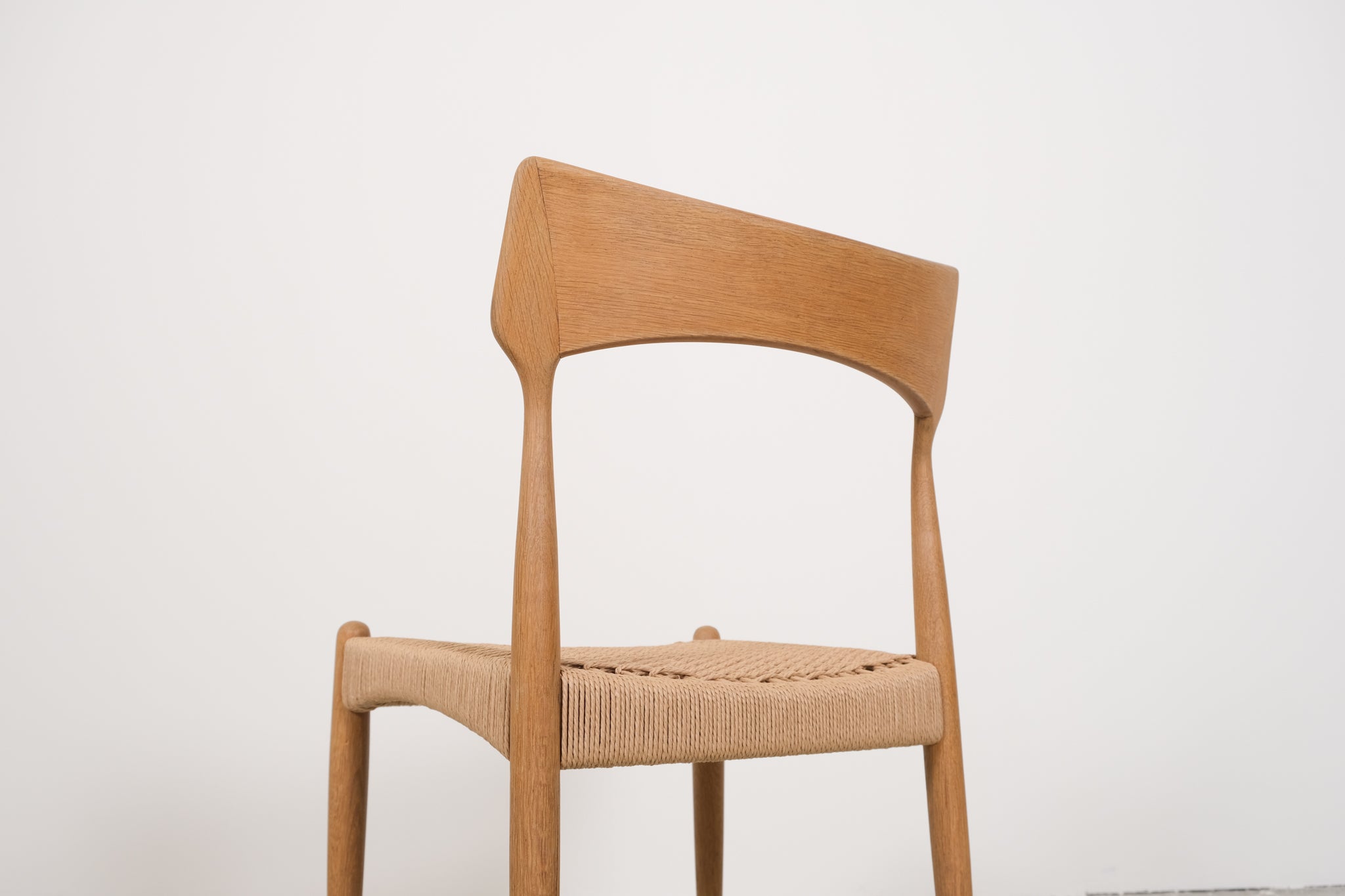 Bernhard Pedersen & Søn dining chairs model 142 - set of 5