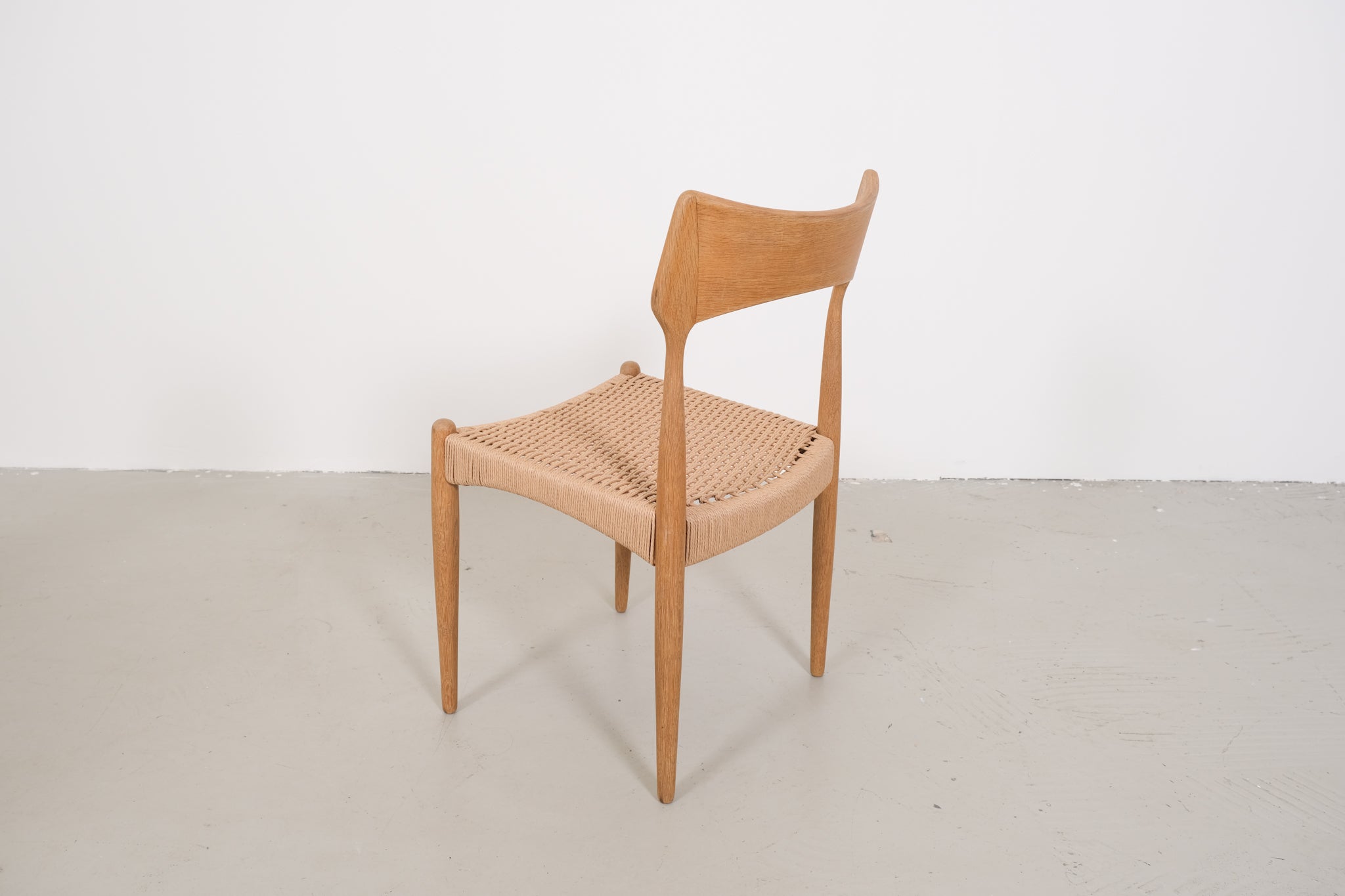 Bernhard Pedersen & Søn dining chairs model 142 - set of 5