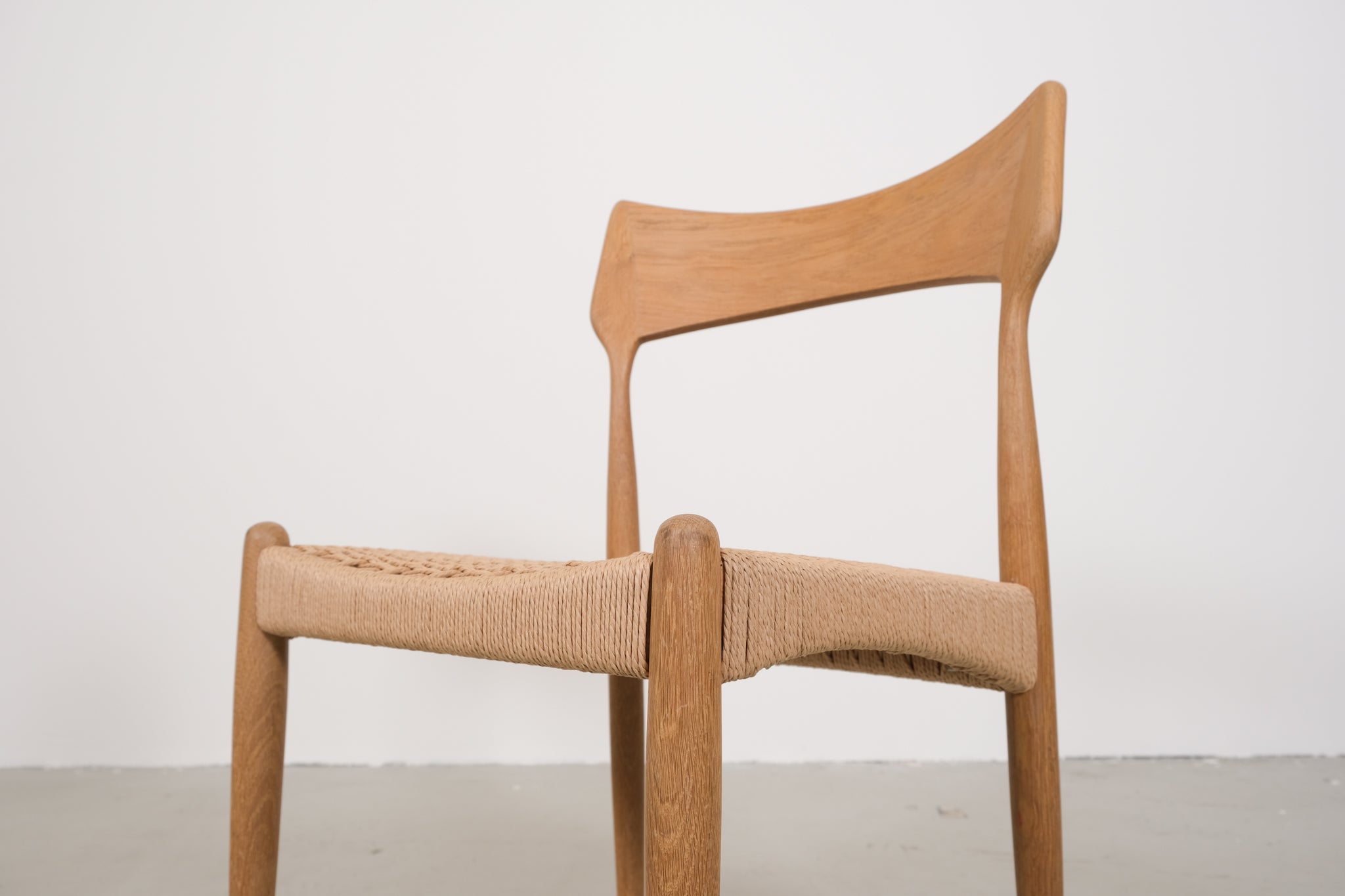 Bernhard Pedersen & Søn dining chairs model 142 - set of 5