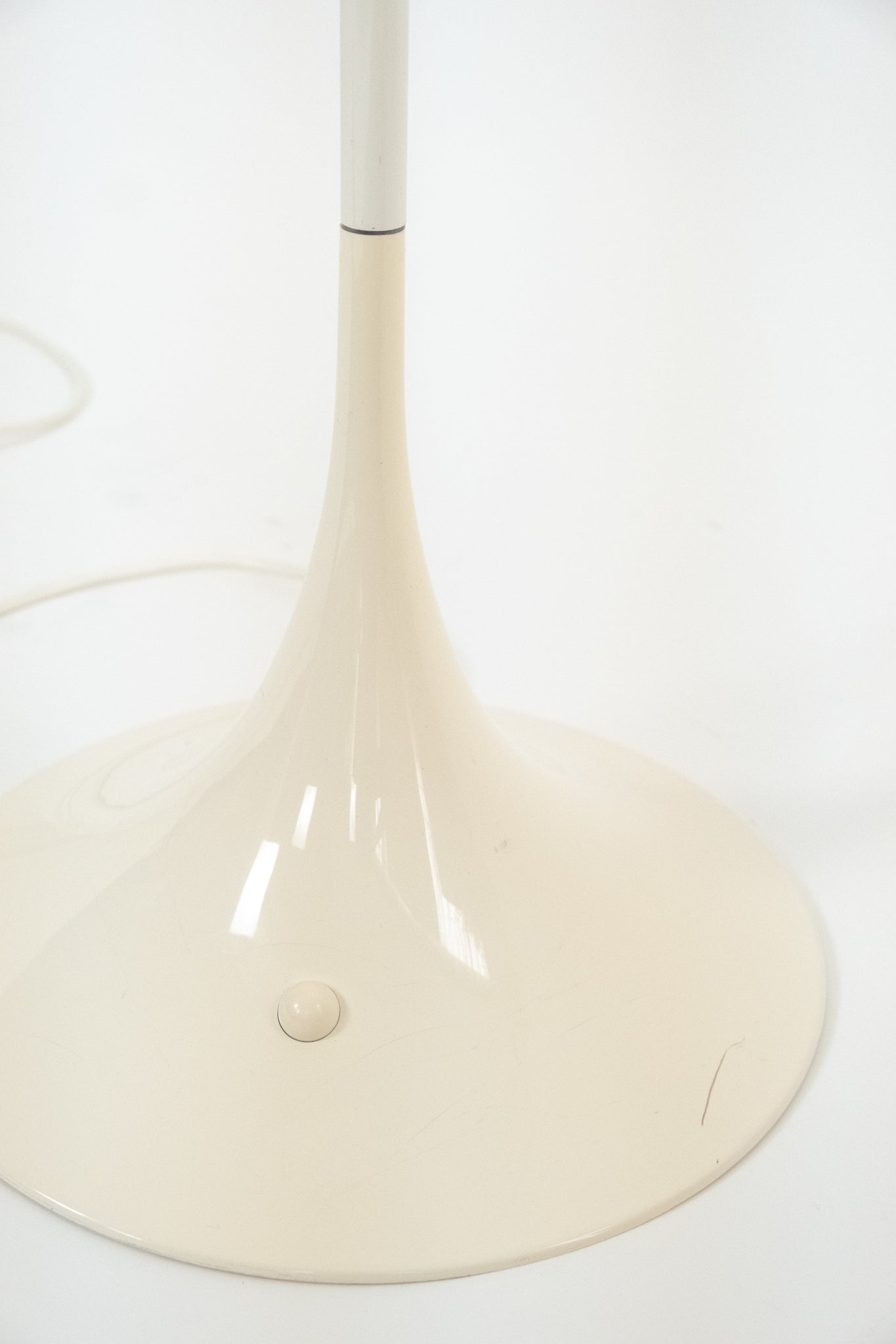 Panthella van Verner Panton Vloerlamp