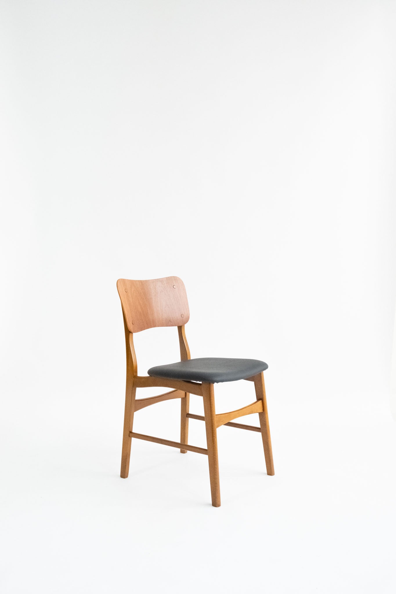 Ib Kofod Larsen Stoelen Set