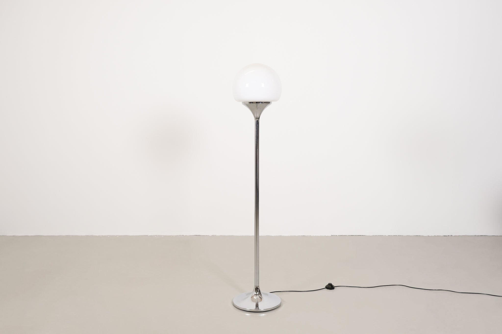 Italian Space Age Floor Lamp in Chrome