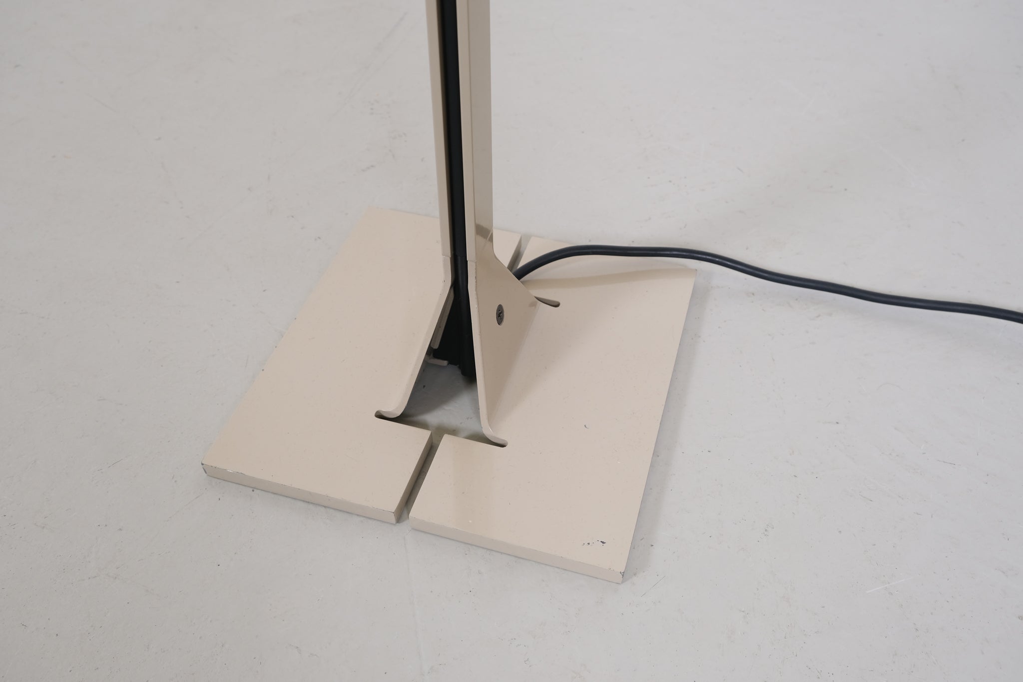 ‘Papillona’ lamp by Tobia & Afra Scarpa for Flos