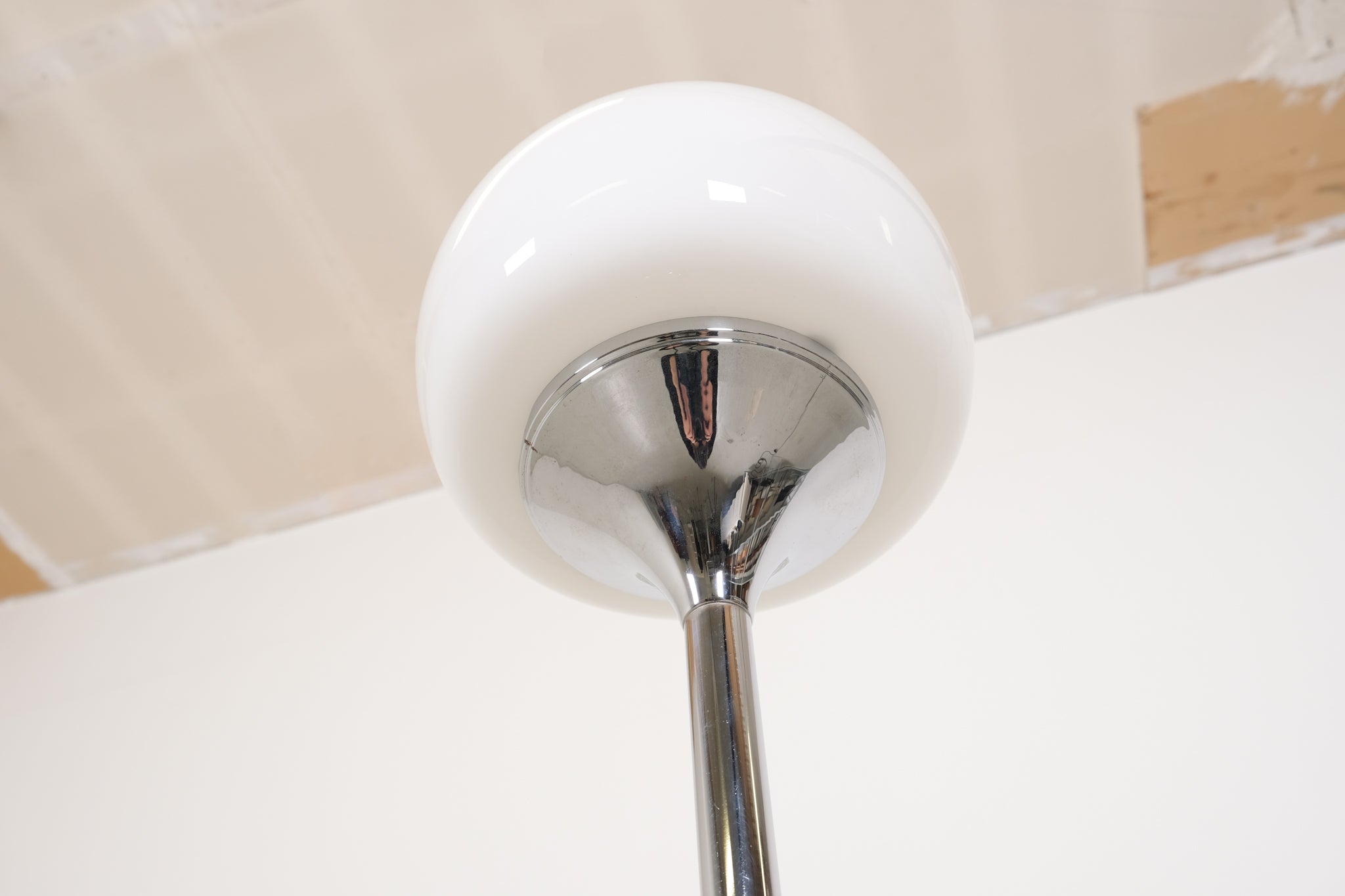 Italian Space Age Floor Lamp in Chrome