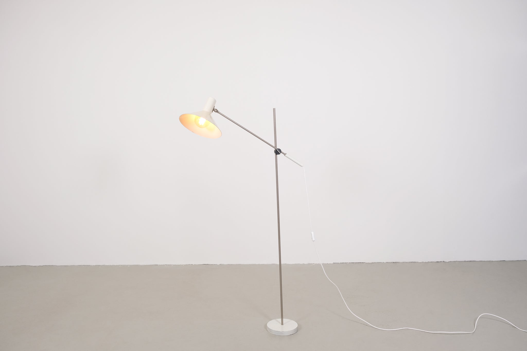 J.J.M. Hoogervorst Anvia floor lamp