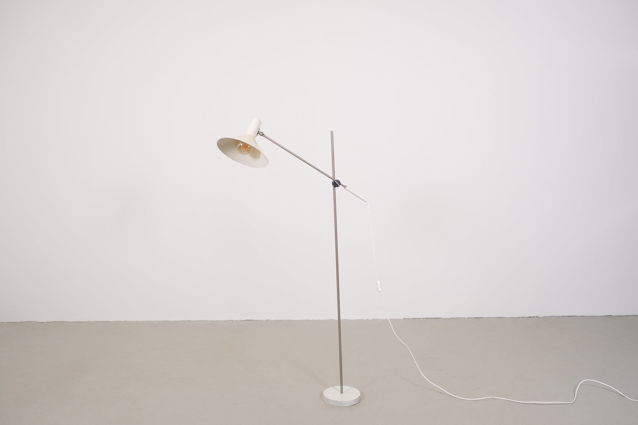 J.J.M. Hoogervorst Anvia floor lamp