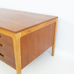 Groot organisch teak bureau Hartmut Lohmeyer voor Wilkhahn