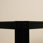 Close-up Gijs Bakker tafel