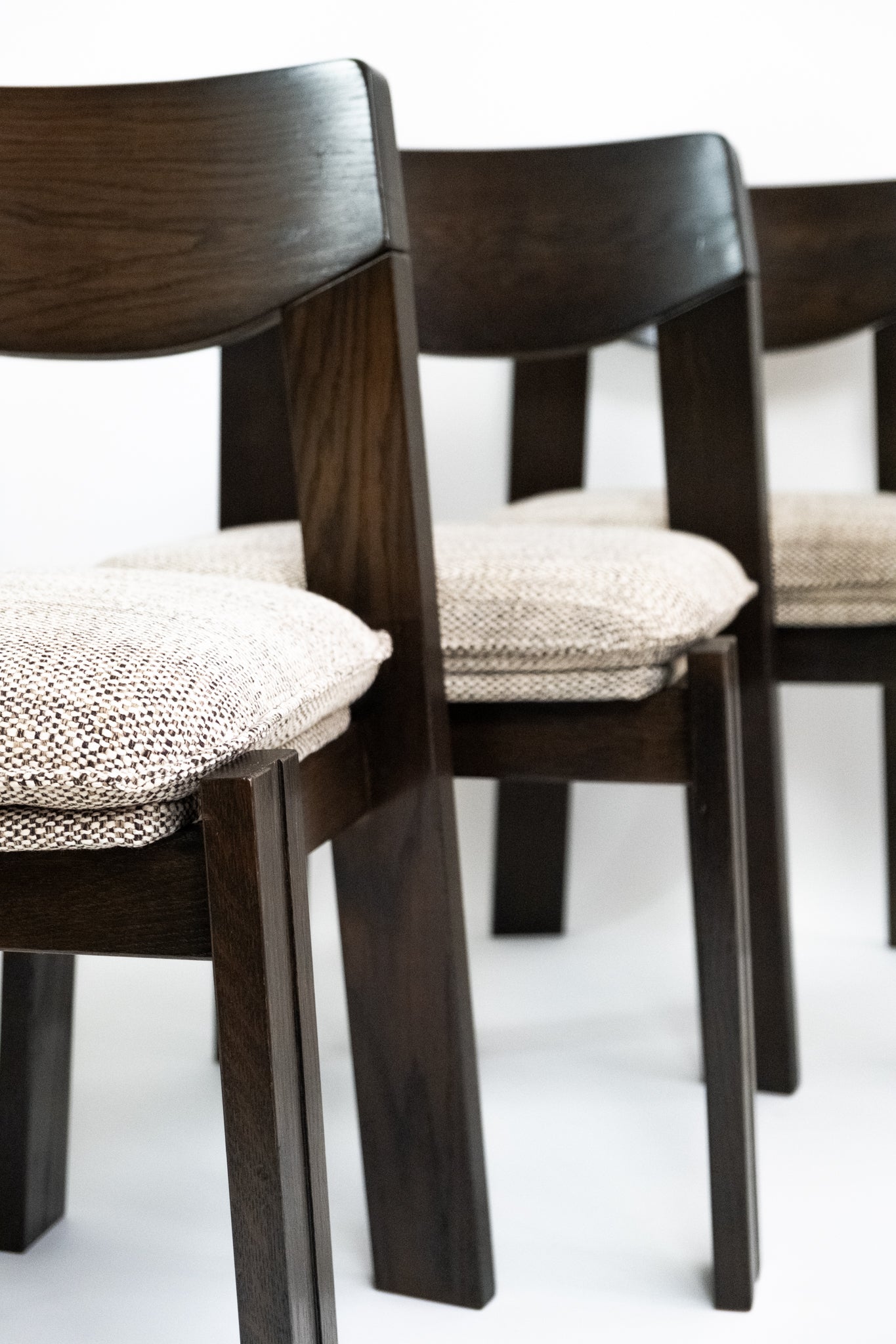 Brutalist Eetset 6 Stoelen