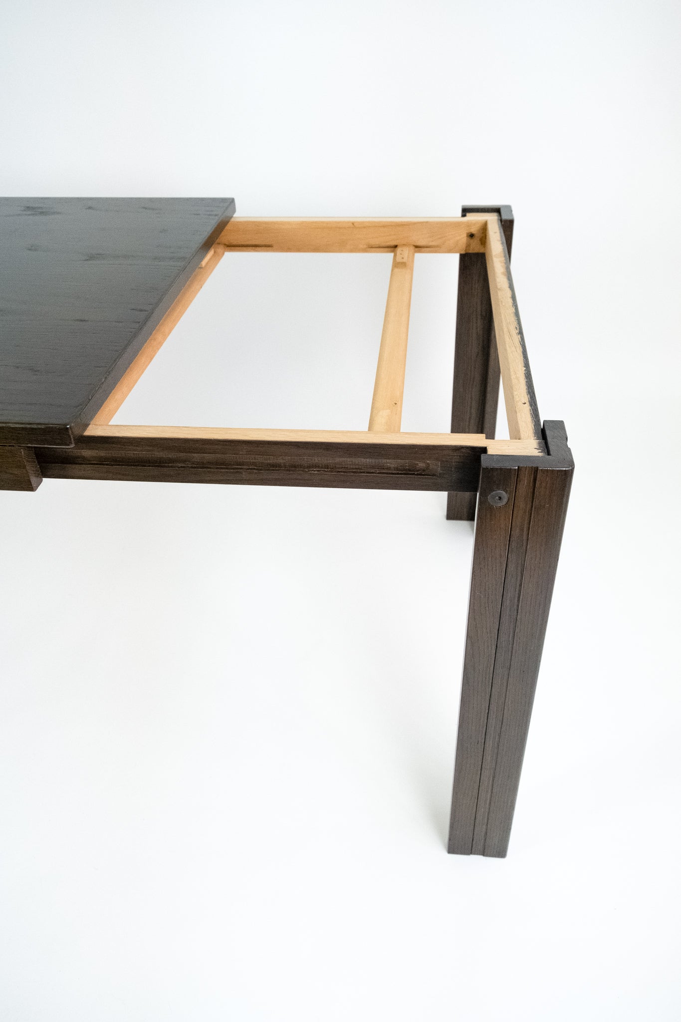 Brutalist Eetset 6 Stoelen