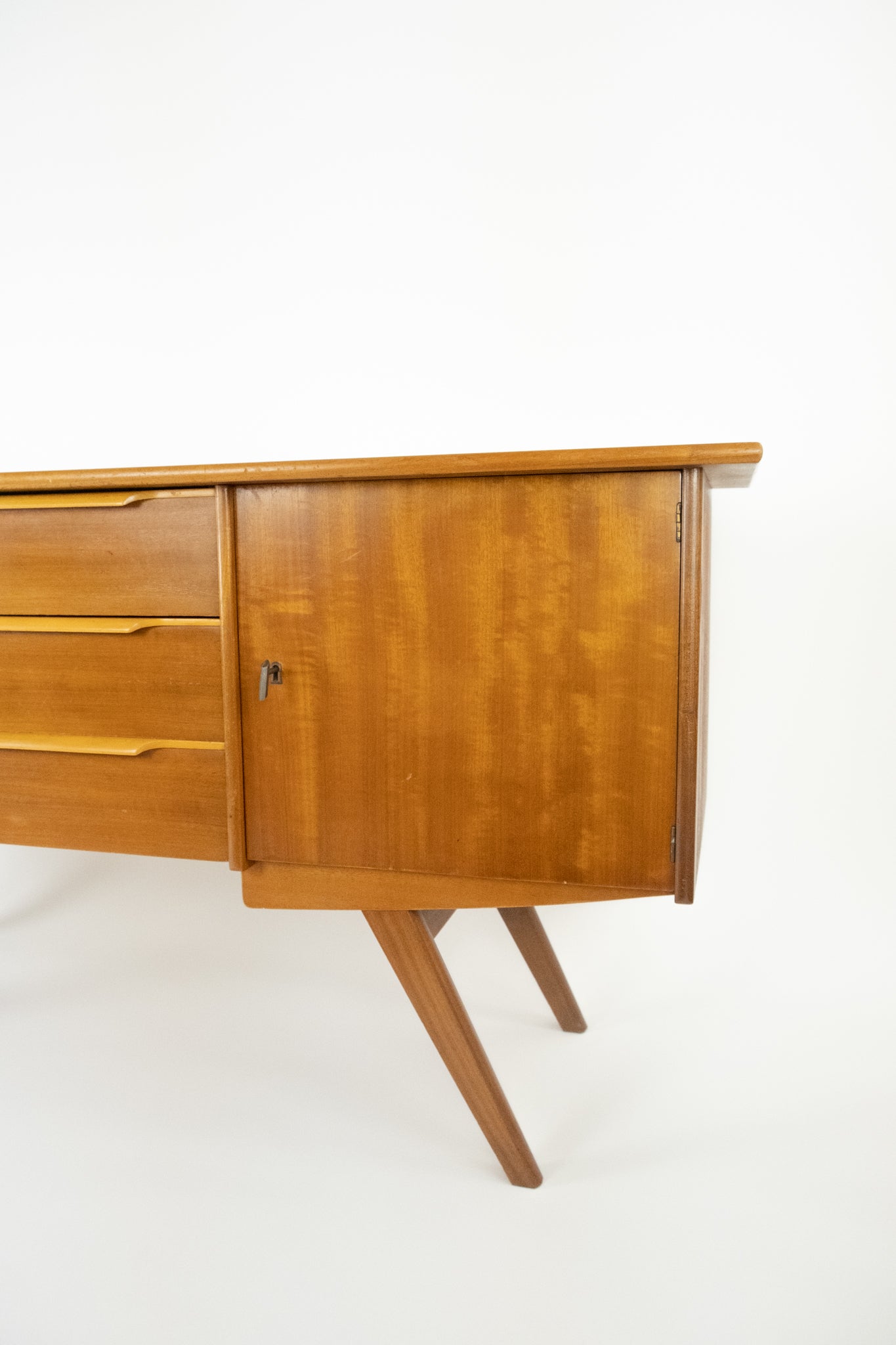 Vintage Retro Teakhouten Dressoir Jaren 60