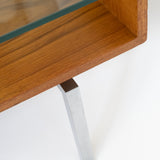 Midcentury salontafel in moderne stijl van teakfineer met glasplaat