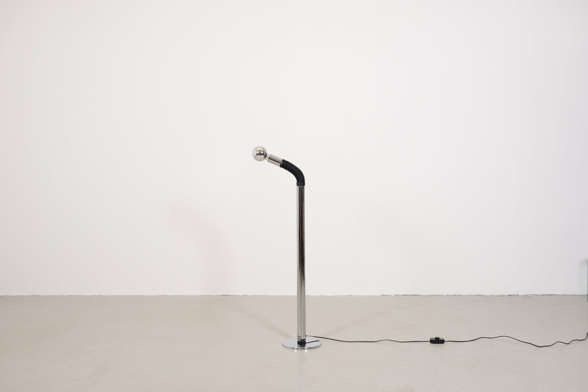Targetti Sankey ‘Elbow’ Floor Lamp by E. Bellini