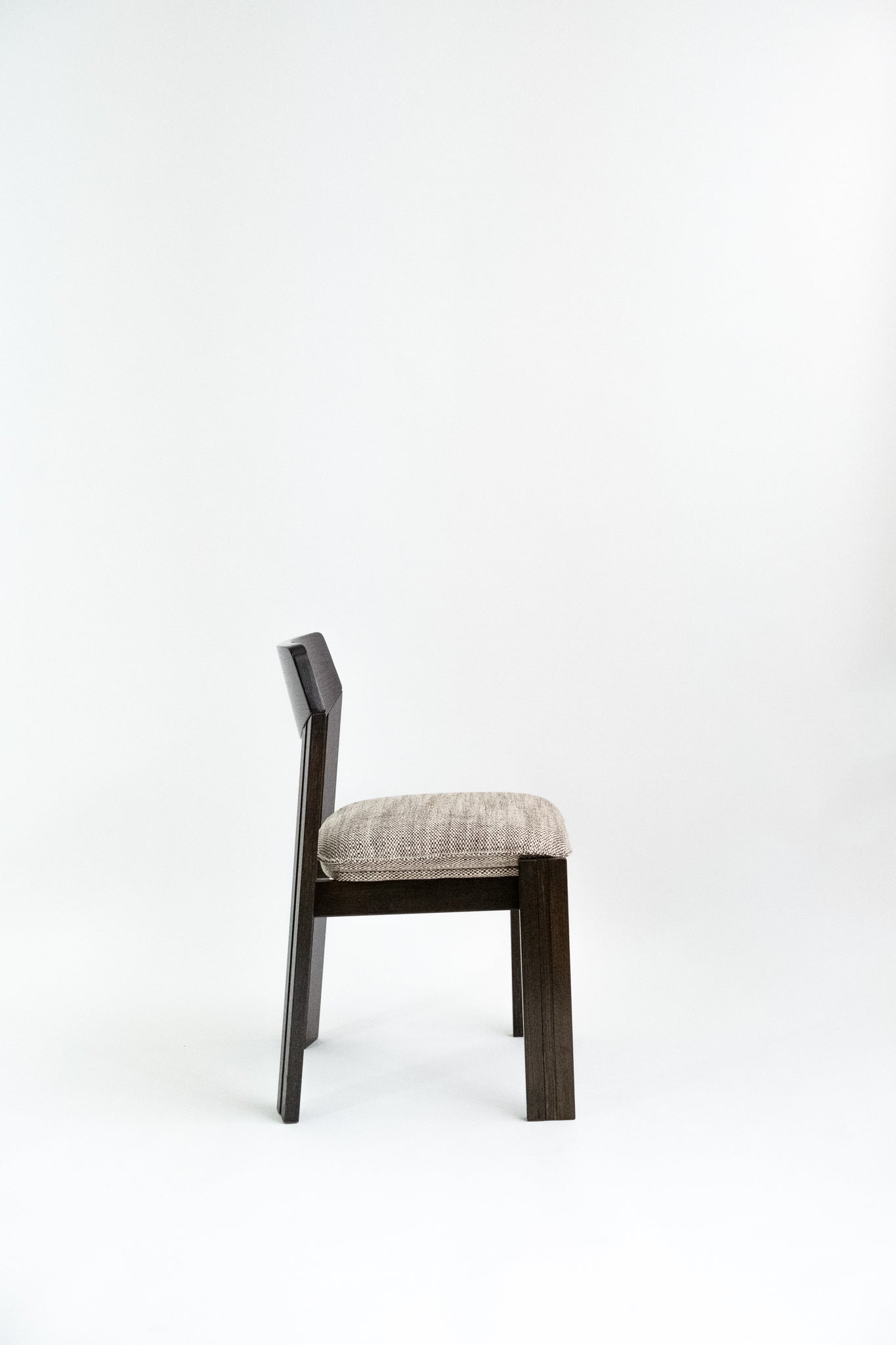 Brutalist Eetset 6 Stoelen