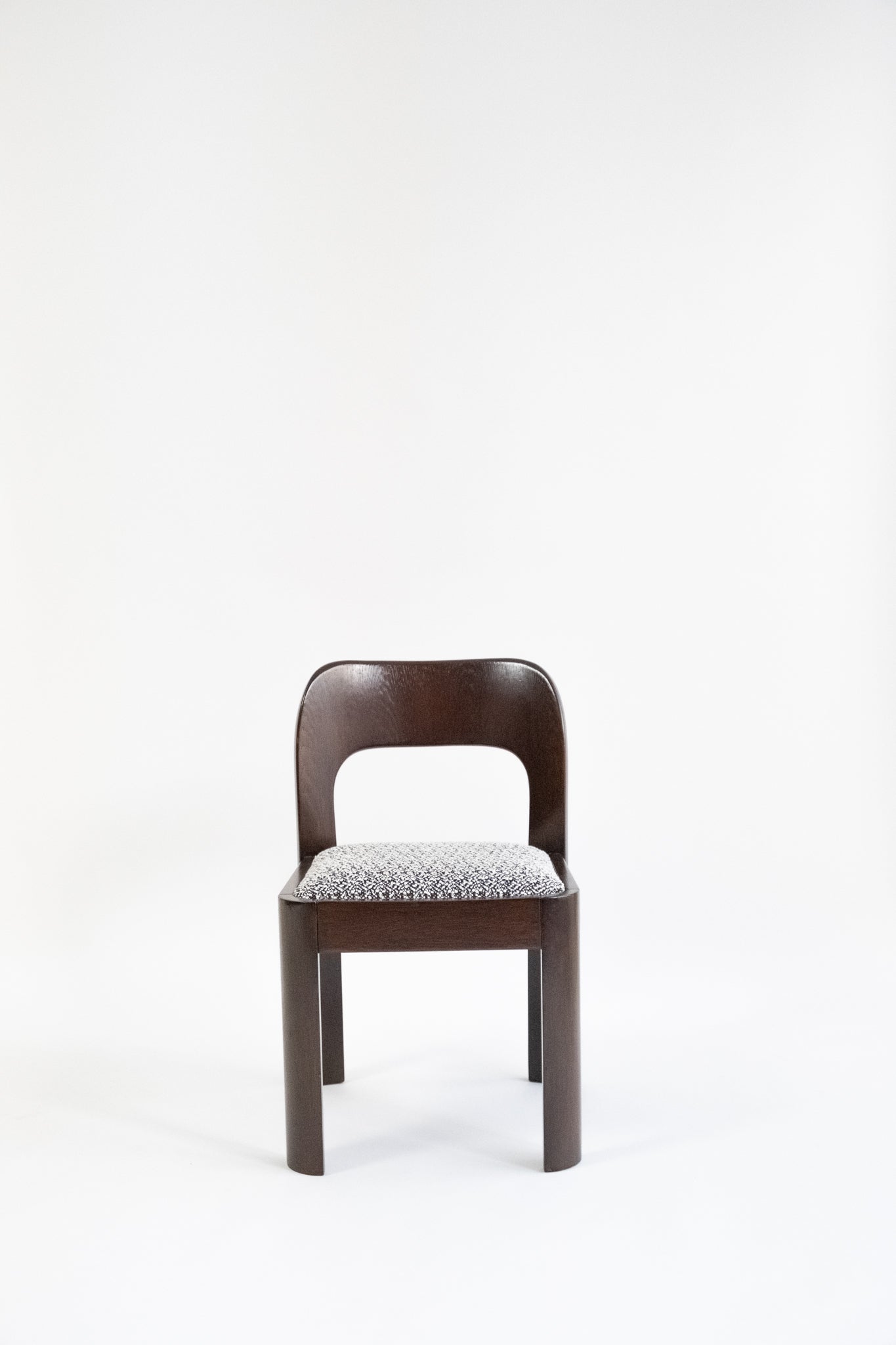 Brutalist eetset met 6 stoelen