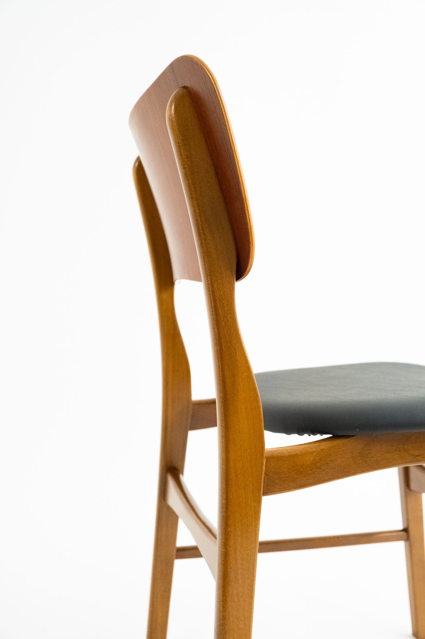 Ib Kofod Larsen Stoelen Set