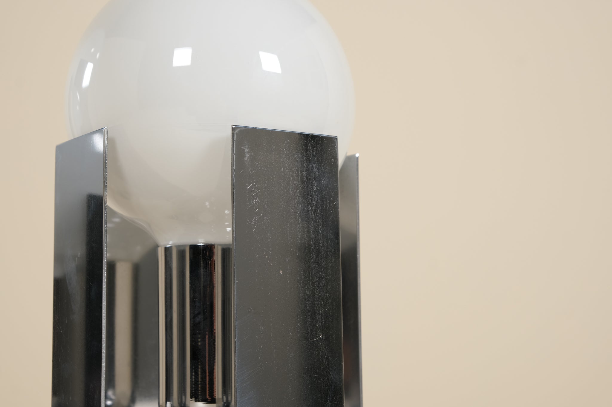 Biglia lamp by lumenform