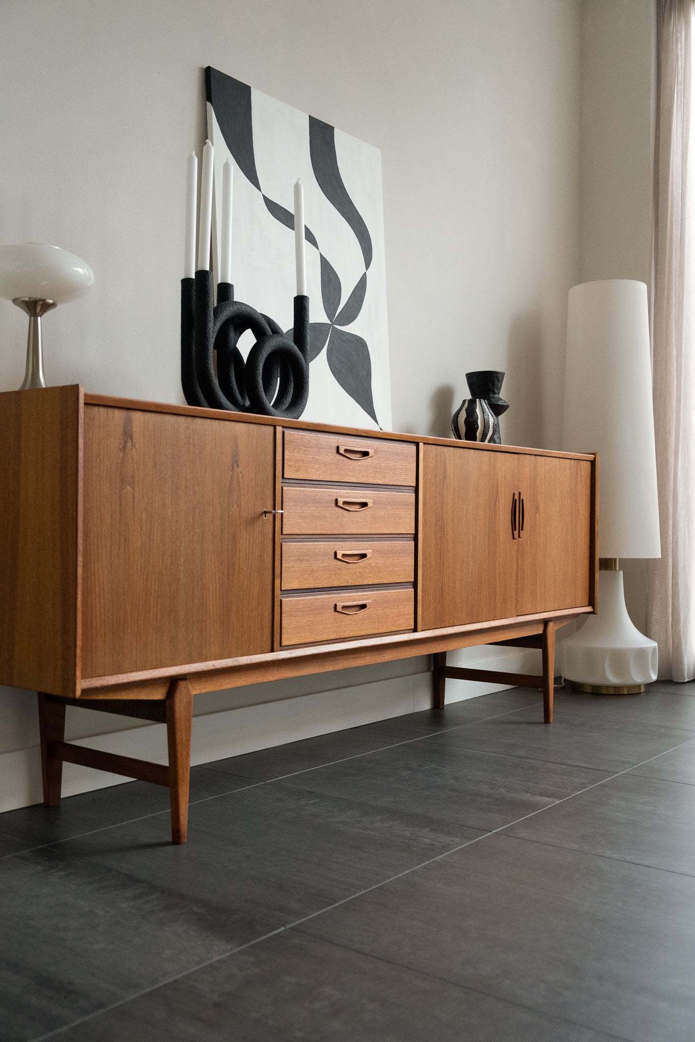 Vintage Dressoir O.M.F.